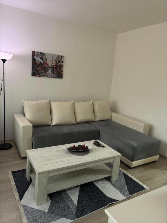 Lovely Square Apartment Purple Velvet Scopia Cameră foto