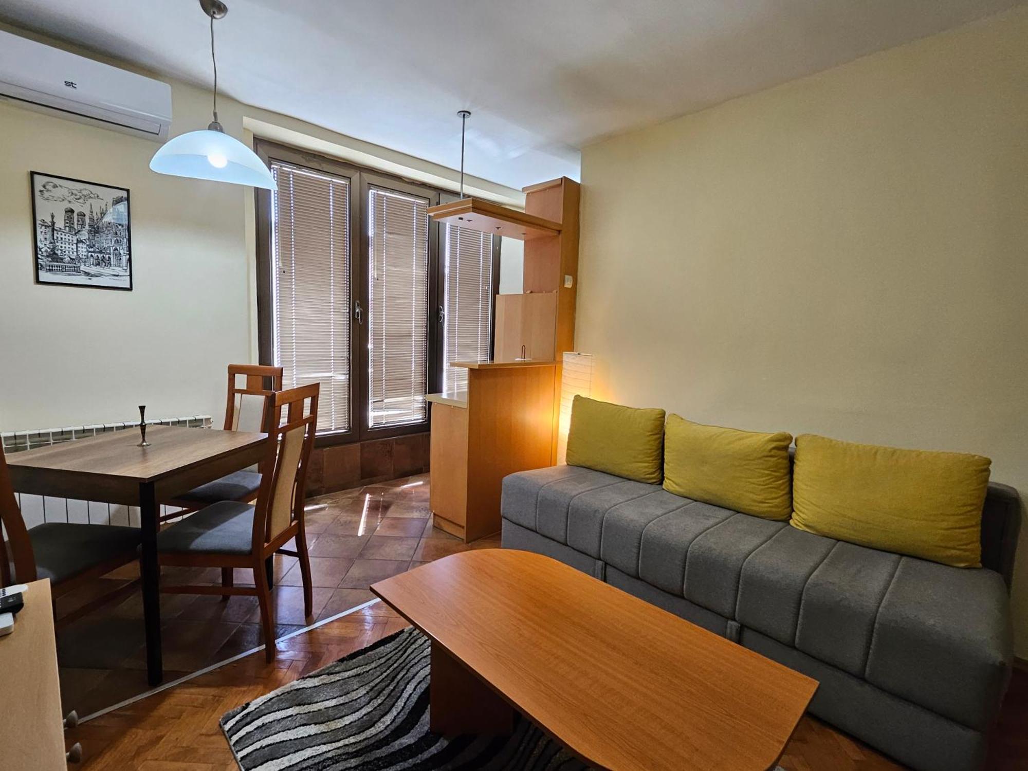 Lovely Square Apartment Purple Velvet Scopia Exterior foto